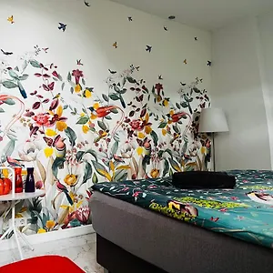 Couette-café Chez Hélène Luxury, Maastricht